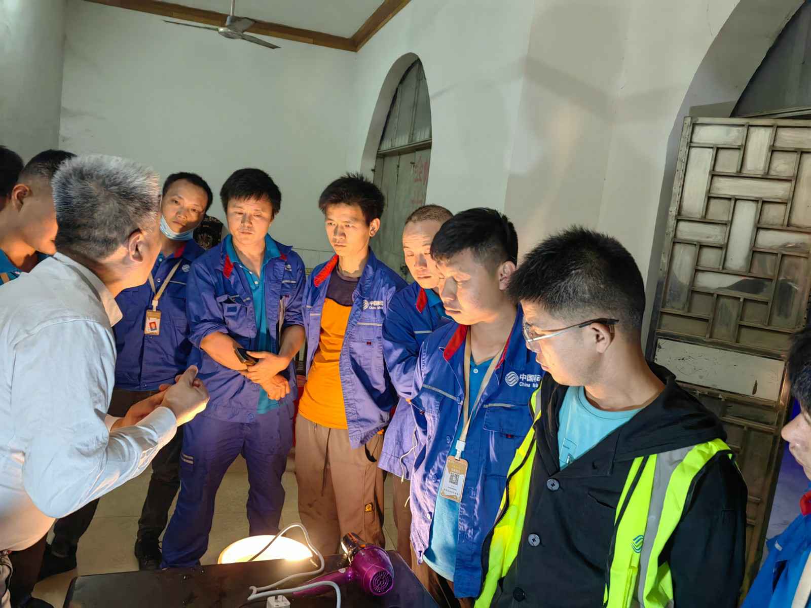 千亿官网-千亿(中国)一站式服务官网为中移铁通有限公司安全用电培训